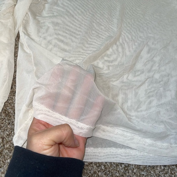 Croptop - Picture 6 of 6